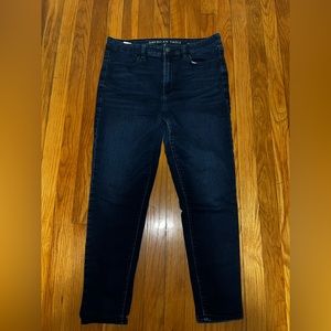 American Eagle Super Hi Rise Jegging Sz 12 Short